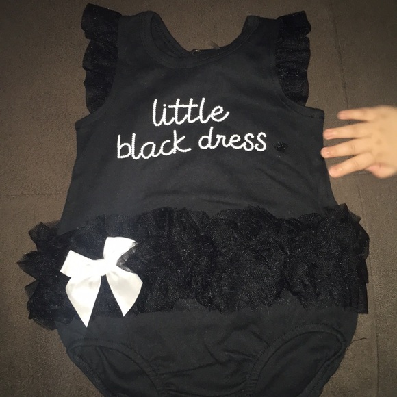 One pice - Picture 1 of 2